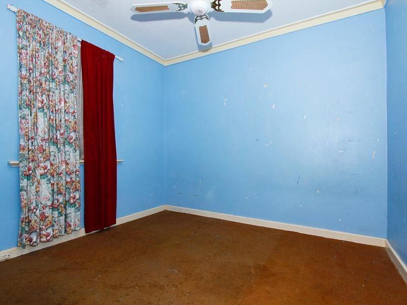 32 Natasha Way, Camillo WA 6111