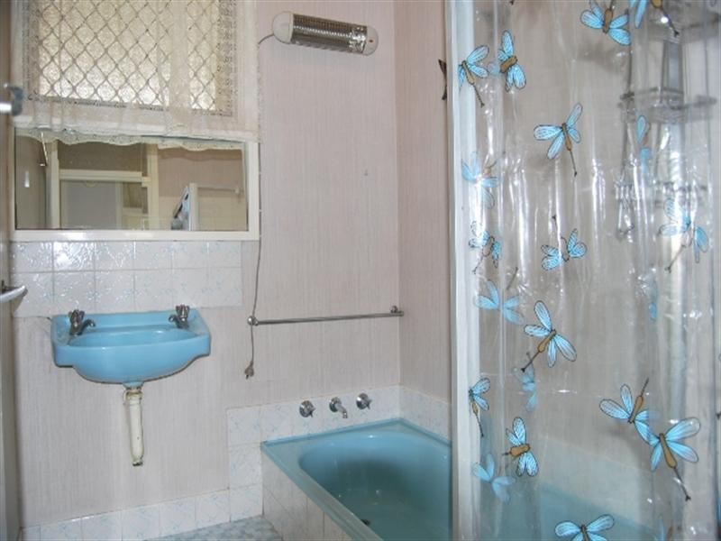 49 Bertram Street, Maddington WA 6109