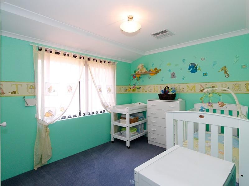 4 Marbella Avenue, Seville Grove WA 6112