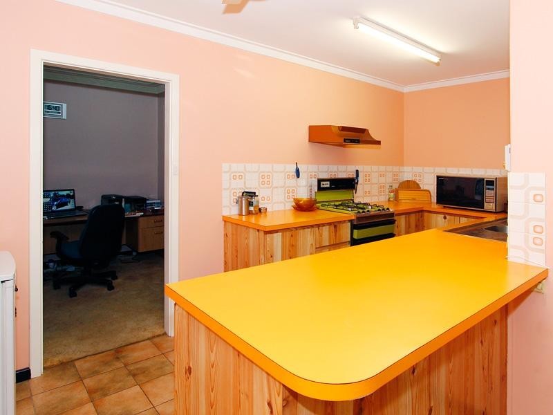 57 Crandon Street, Gosnells WA 6110