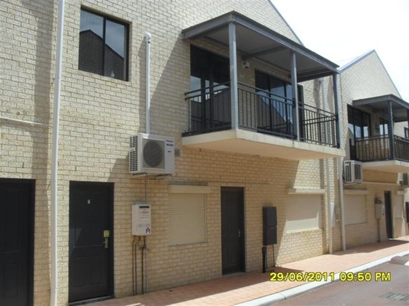 7/13 Blackburn Street, Maddington WA 6109