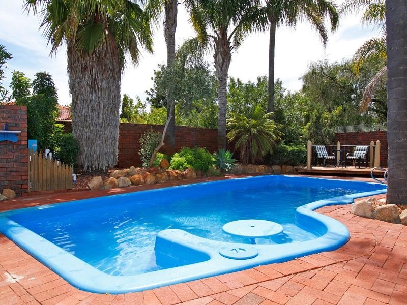 9 Grenadier Drive, Thornlie WA 6108