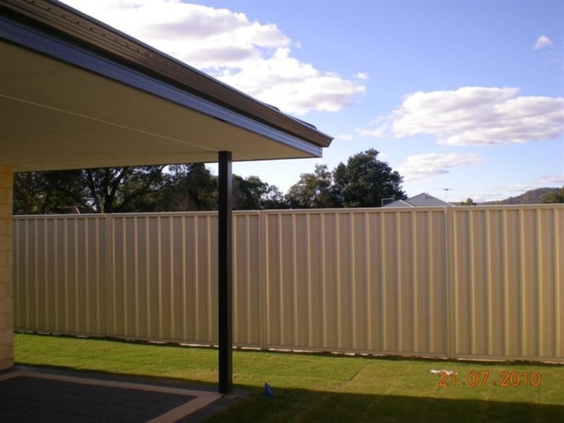 32 Reigate Street, Gosnells WA 6110