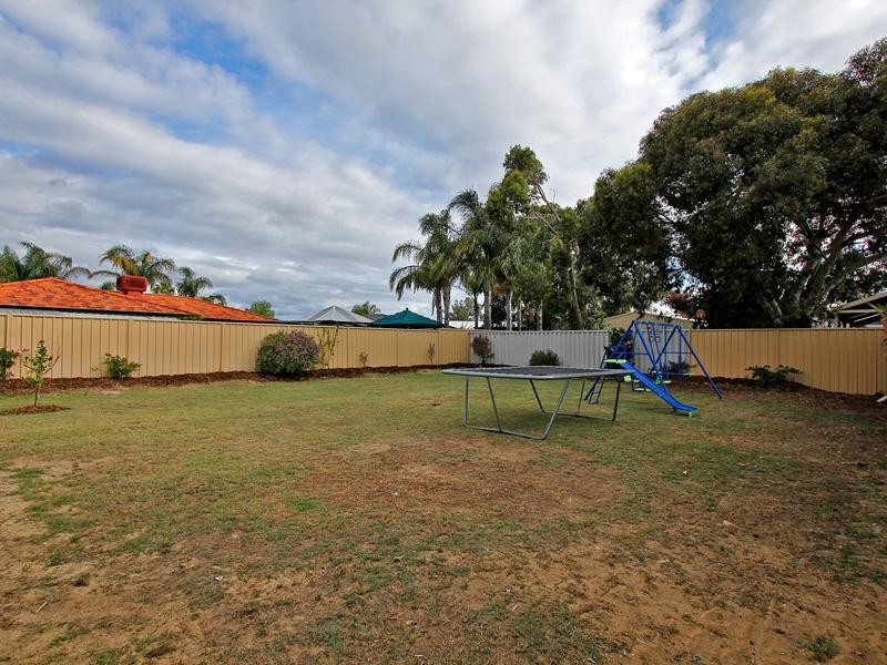 14 Jacana Place, Gosnells WA 6110
