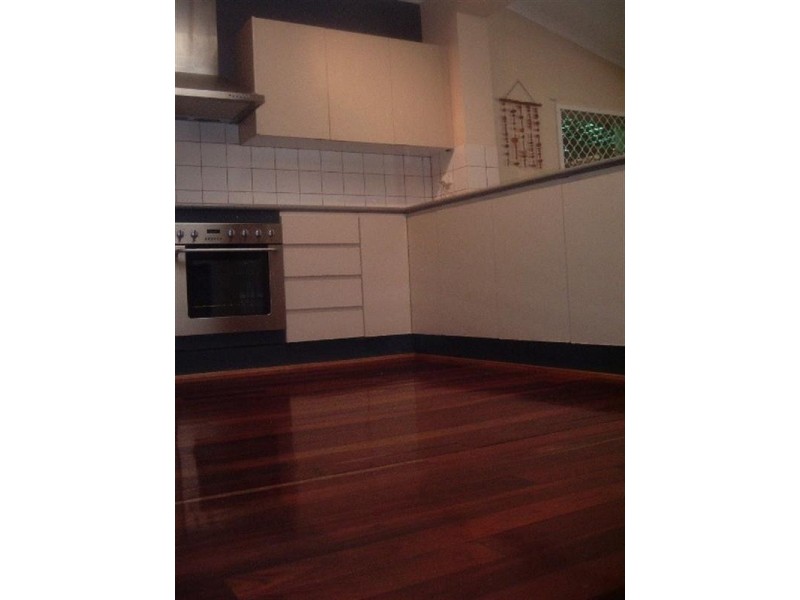 31 Waltham Road, Armadale WA 6112