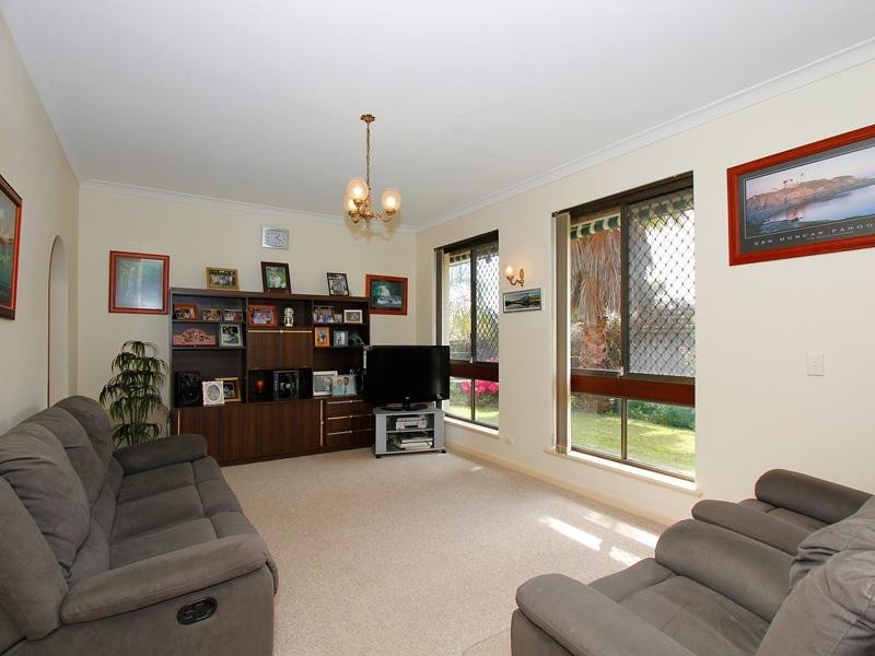 2 OLBAH Place, Armadale WA 6112