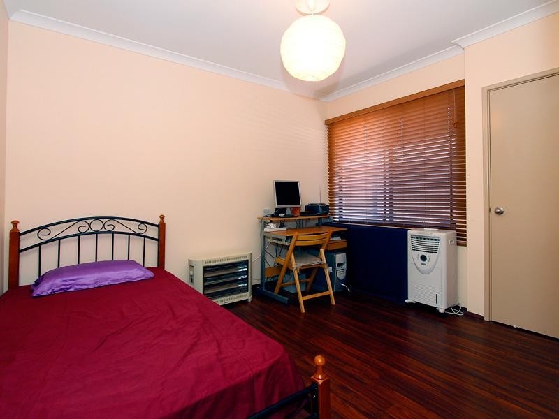 22 Elliot Place, Thornlie WA 6108