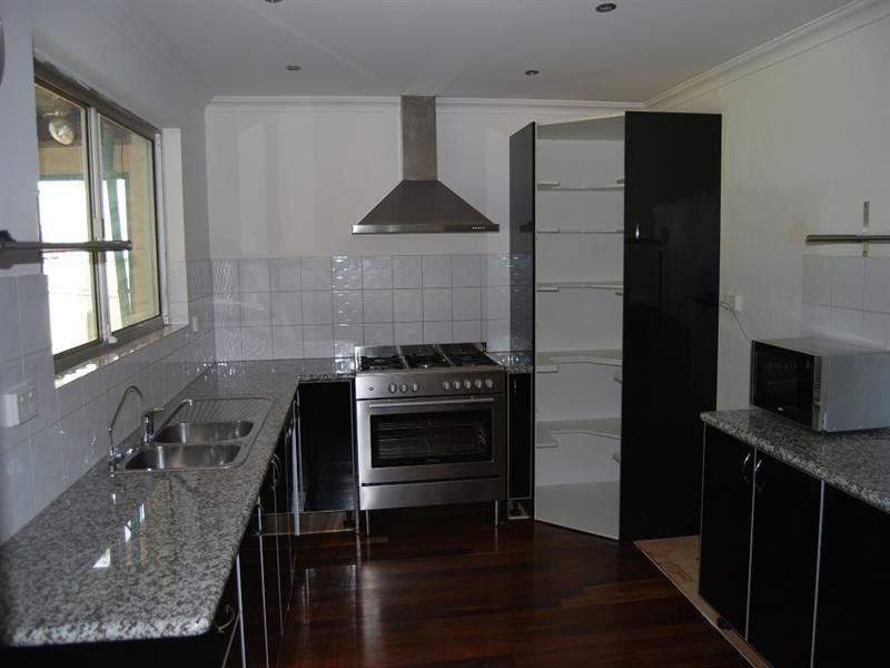 100 James Street, Gosnells WA 6110