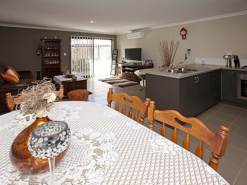 1/54 Crawford Street, East Cannington WA 6107