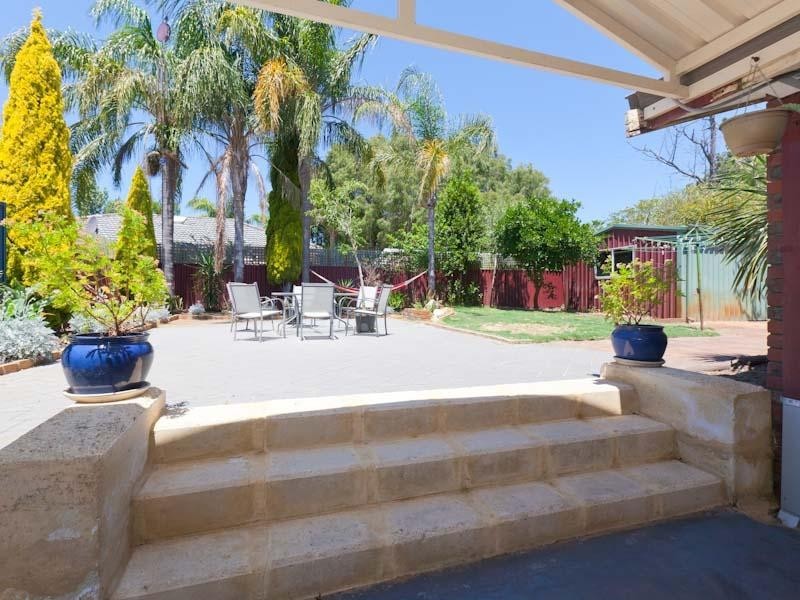 17 Kelvedon Street, Huntingdale WA 6110