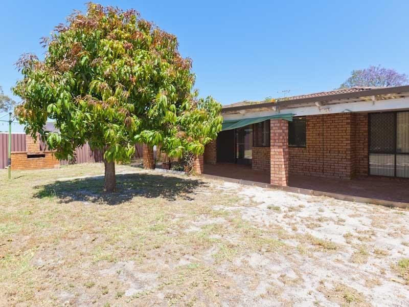 11 Garvey Place, Gosnells WA 6110