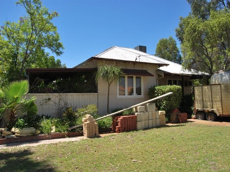 11 Osmond Street, Kenwick WA 6107