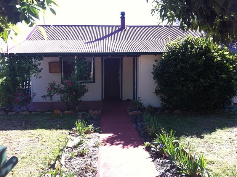 73 Crandon Street, Gosnells WA 6110