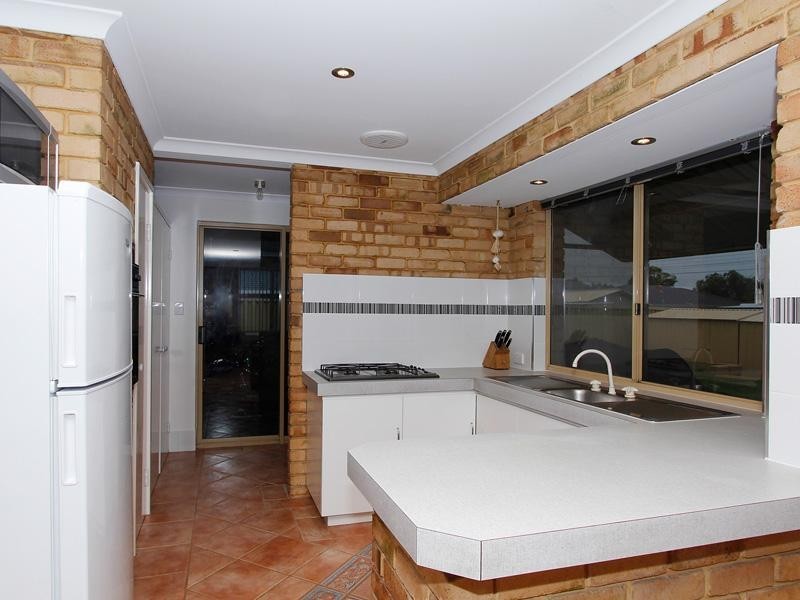 40 Swingler Way, Gosnells WA 6110