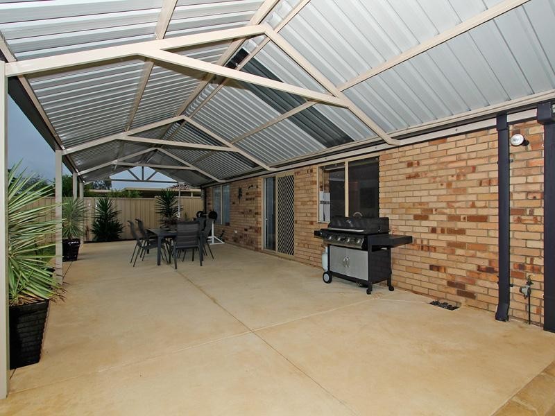 40 Swingler Way, Gosnells WA 6110