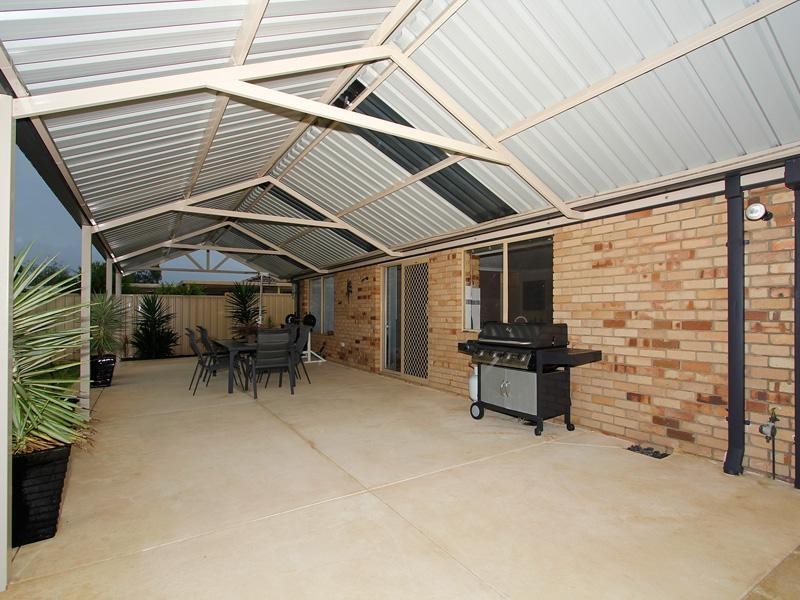 40 Swingler Way, Gosnells WA 6110