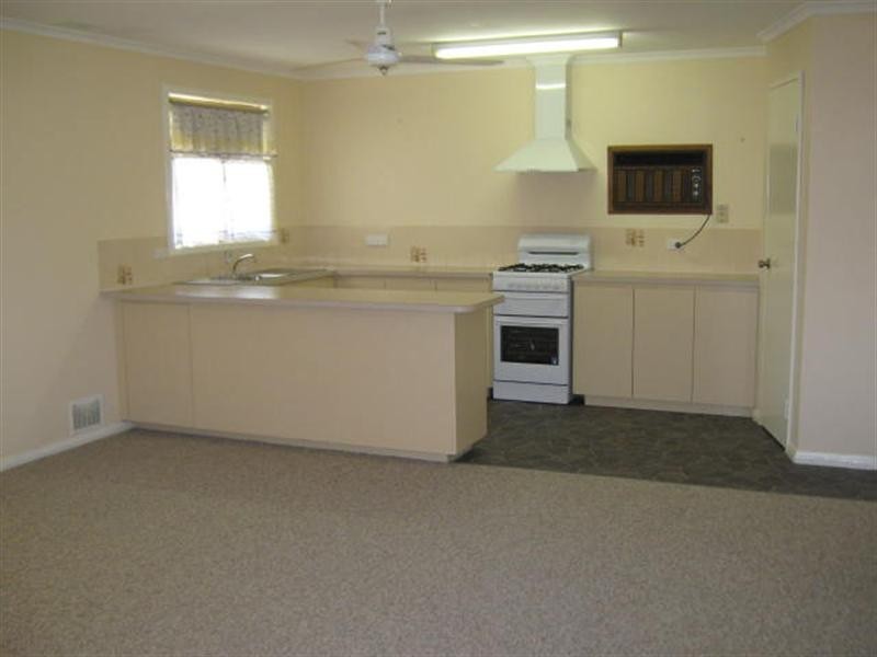 25 Walter Street, Gosnells WA 6110