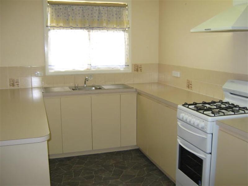 25 Walter Street, Gosnells WA 6110