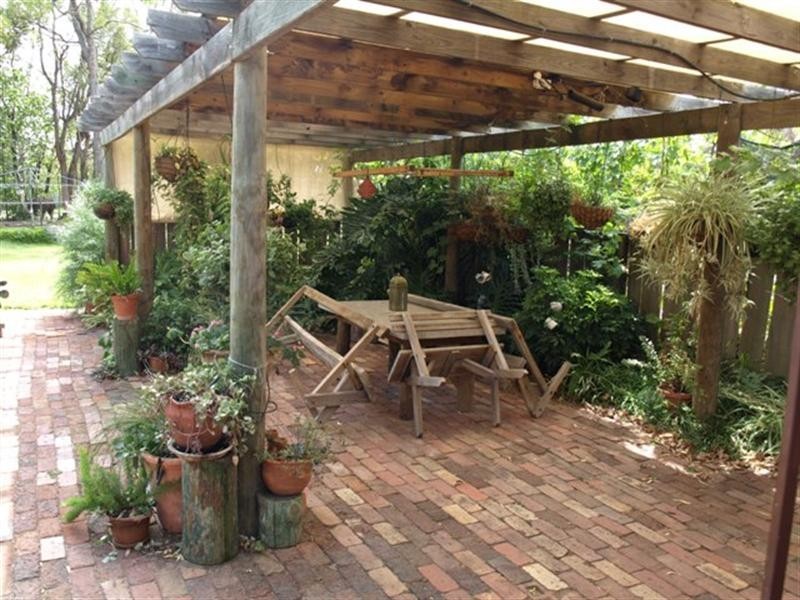 16 Dale Place, Orange Grove WA 6109
