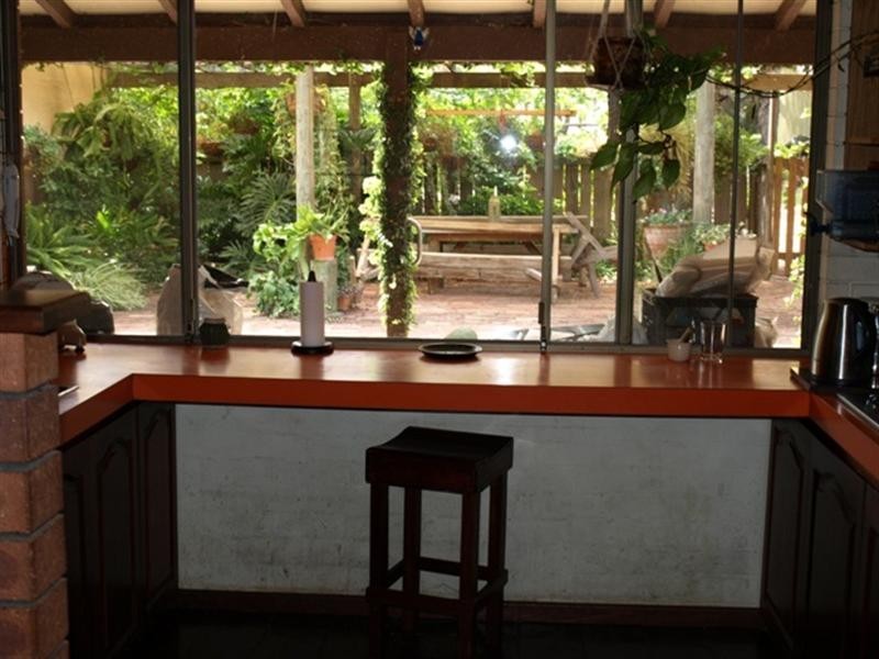 16 Dale Place, Orange Grove WA 6109