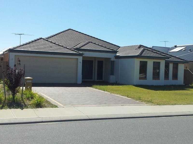 123 Aurora Drive, Atwell WA 6164