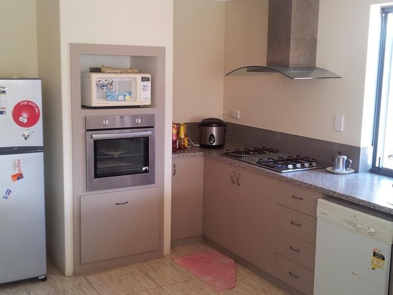 123 Aurora Drive, Atwell WA 6164