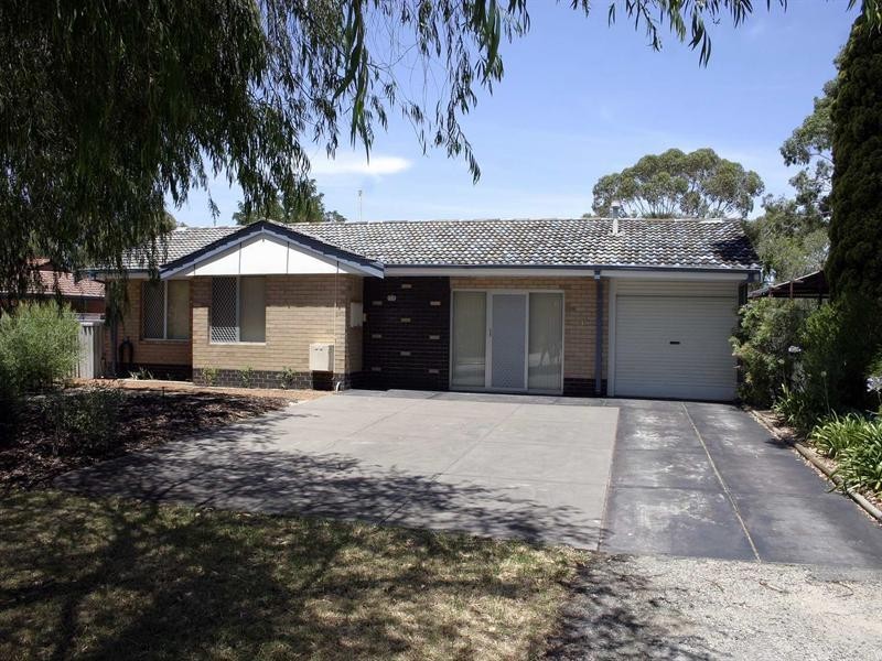 9 Watson Street, Gosnells WA 6110