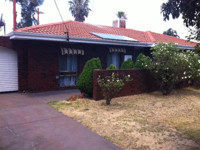 42 Virgilia Way, Forrestfield WA 6058