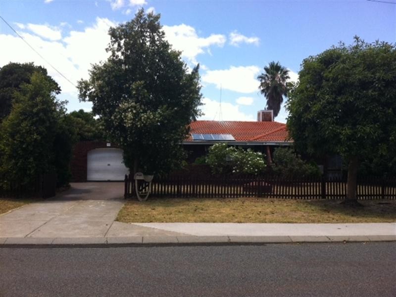 42 Virgilia Way, Forrestfield WA 6058