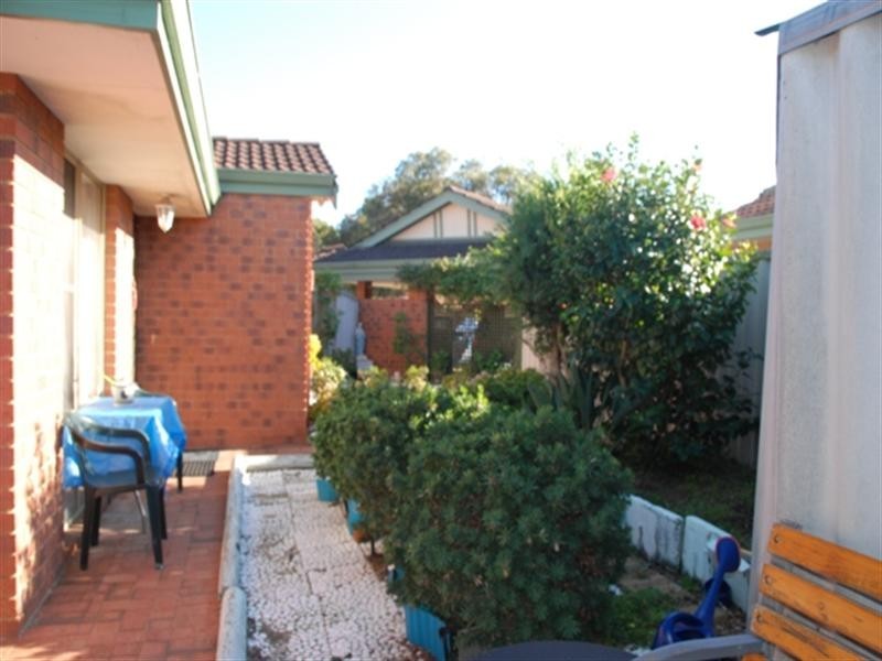 2/3 Rochester Avenue, Beckenham WA 6107