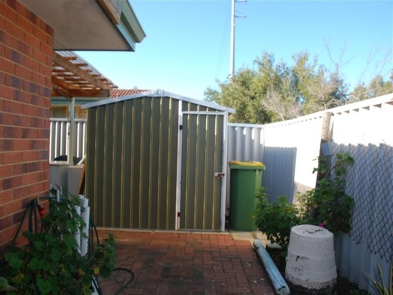 2/3 Rochester Avenue, Beckenham WA 6107