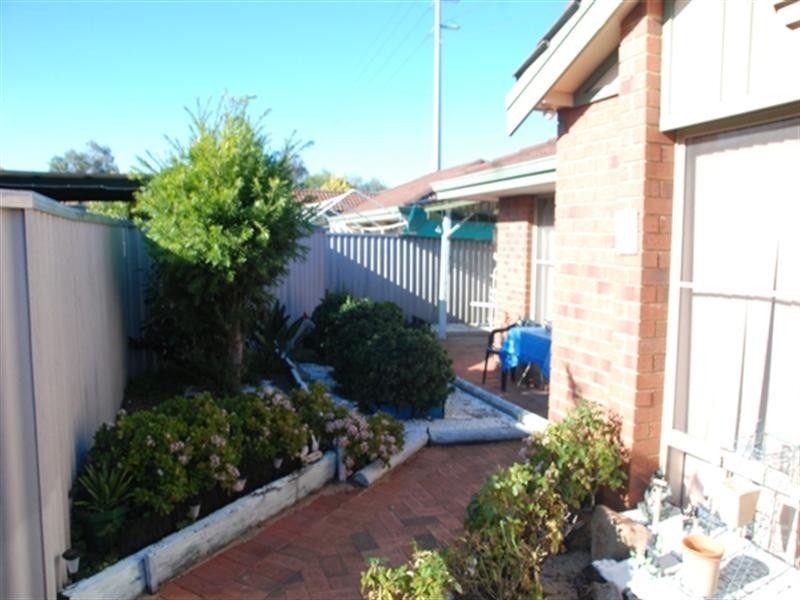 2/3 Rochester Avenue, Beckenham WA 6107