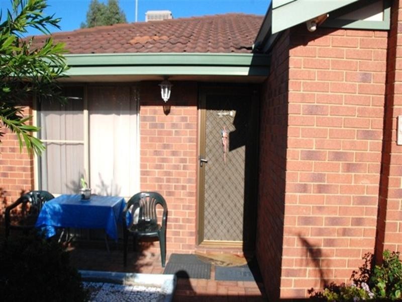 2/3 Rochester Avenue, Beckenham WA 6107