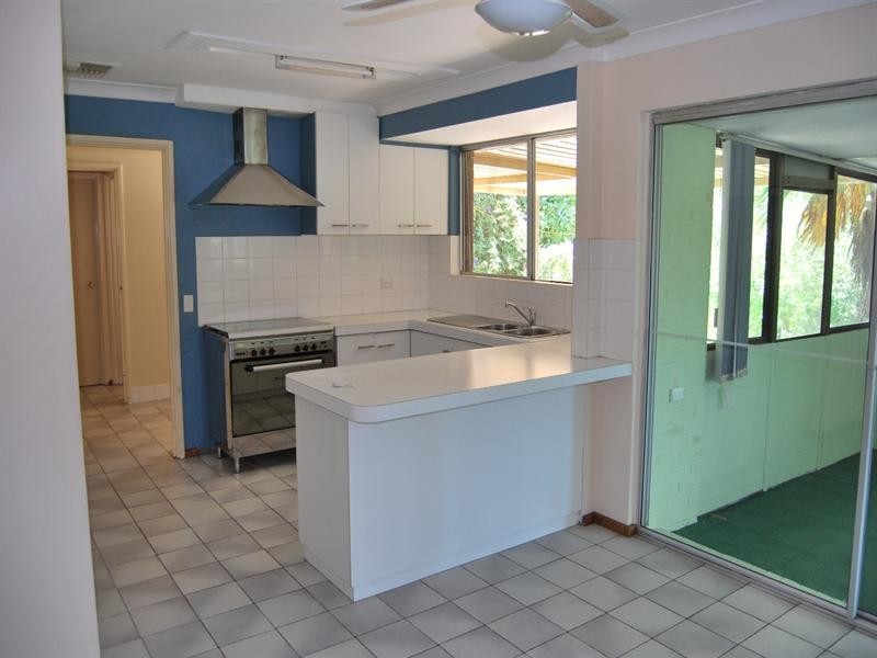 13 Looranah Street, Mount Nasura WA 6112