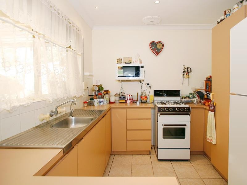 1/45 Rochester Avenue, Beckenham WA 6107