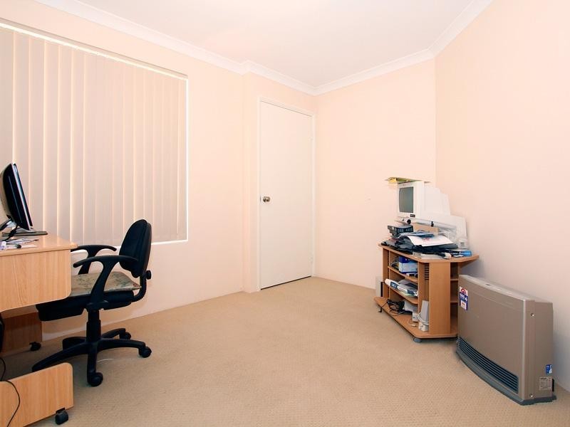 6/24 Tait Street, Armadale WA 6112