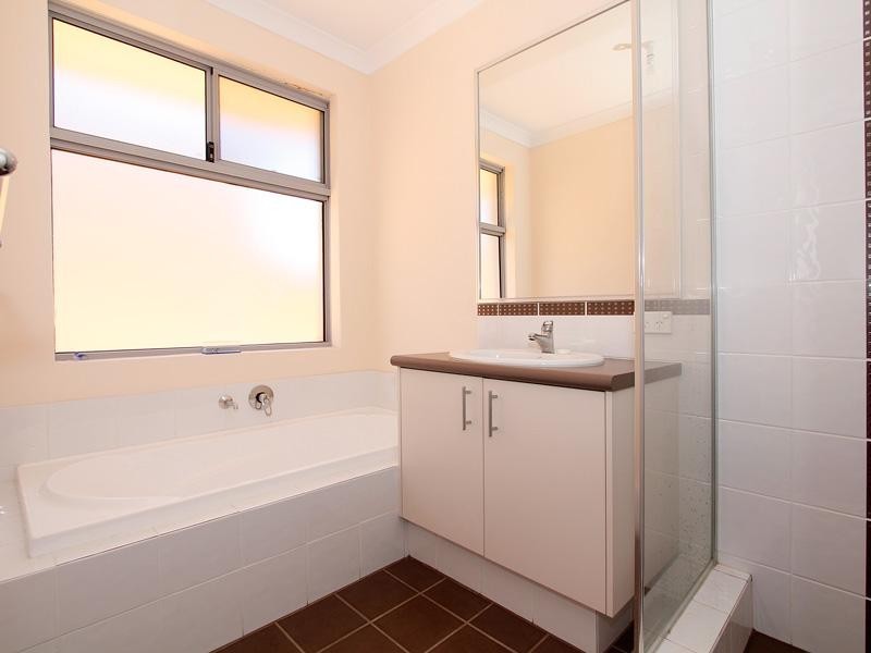 6/24 Tait Street, Armadale WA 6112