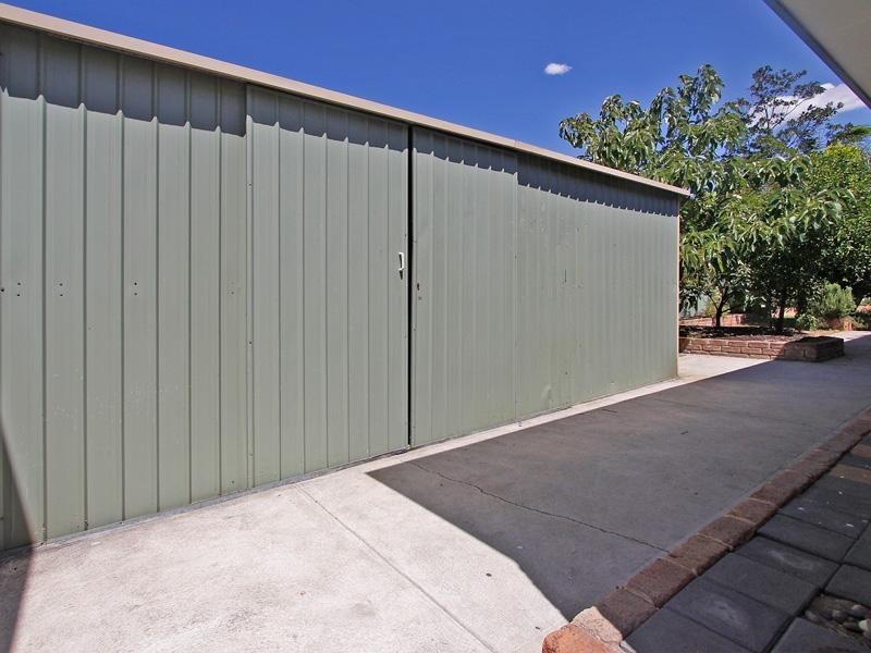 12 Spruce Place, Thornlie WA 6108