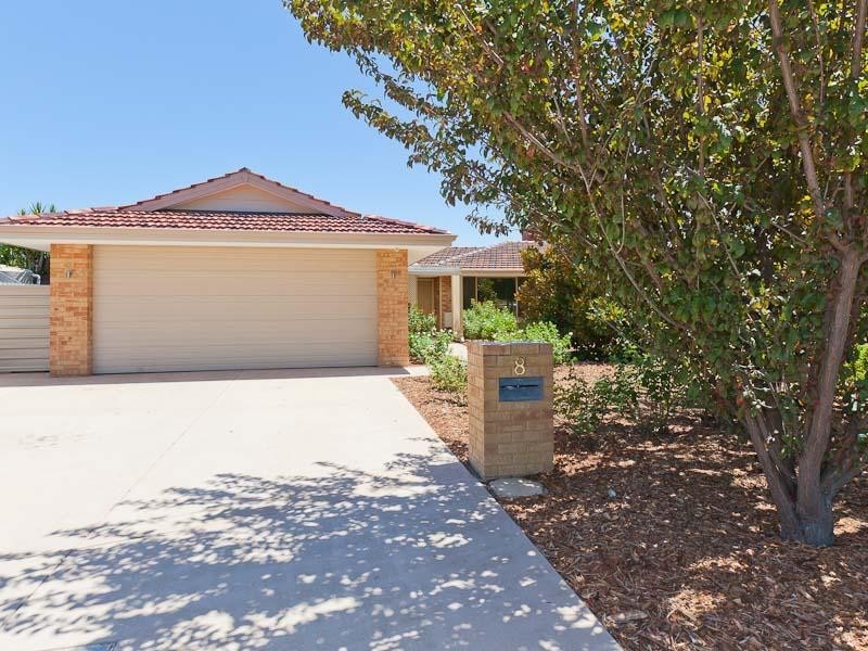 8 Jurien Way, Thornlie WA 6108
