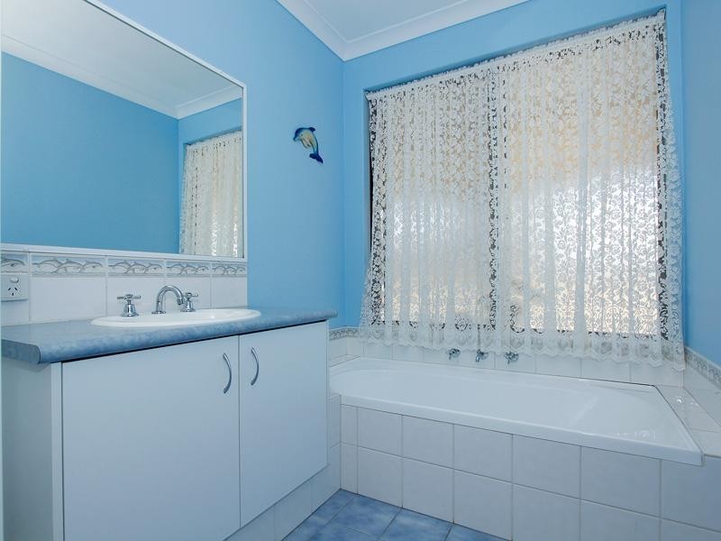 33 Gallager Way, Cardup WA 6122