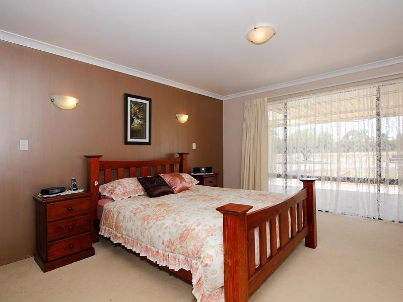 33 Gallager Way, Cardup WA 6122