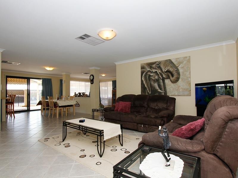 33 Gallager Way, Cardup WA 6122