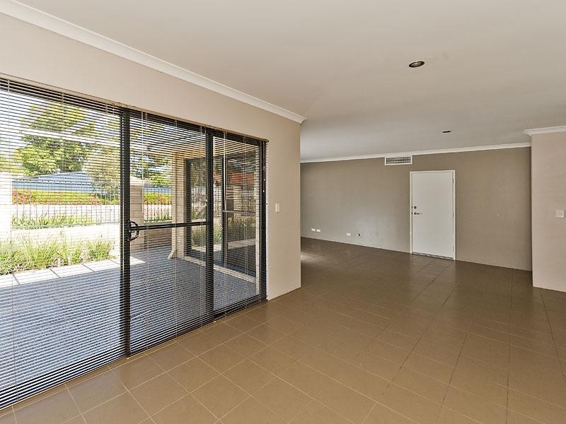 4/84 Cohn Street, Kewdale WA 6105