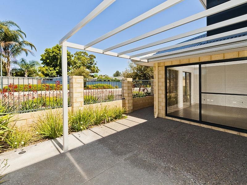 4/84 Cohn Street, Kewdale WA 6105
