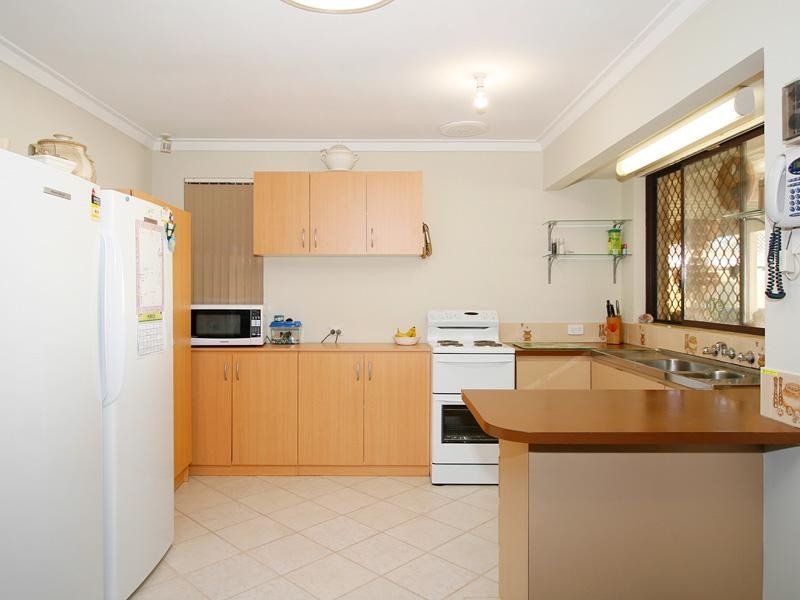 67 Ashburton Drive, Gosnells WA 6110