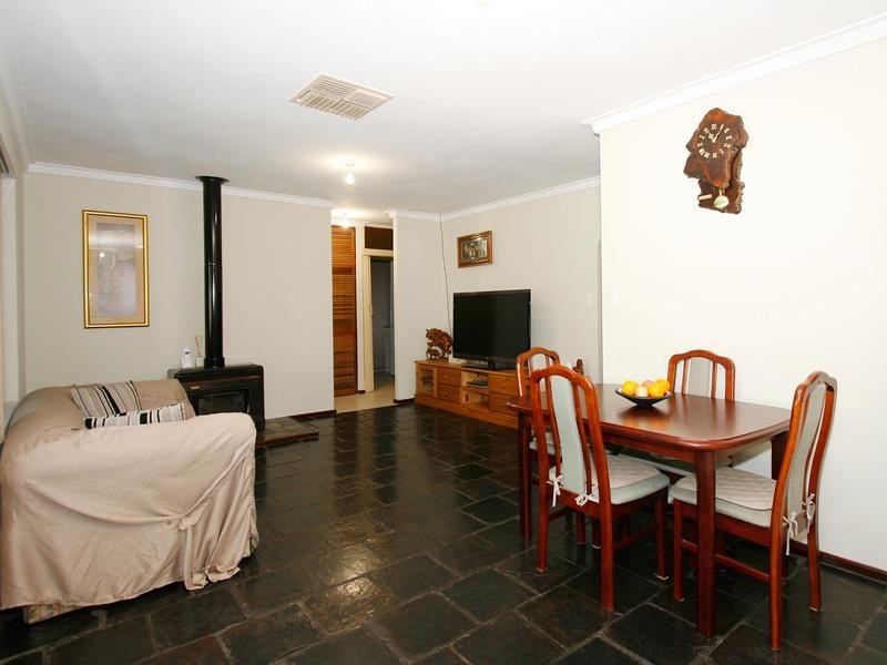 67 Ashburton Drive, Gosnells WA 6110