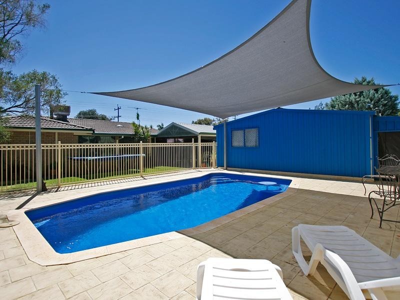 67 Ashburton Drive, Gosnells WA 6110