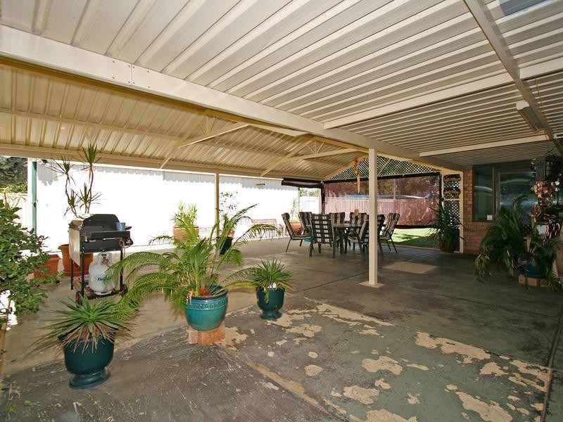 67 Ashburton Drive, Gosnells WA 6110