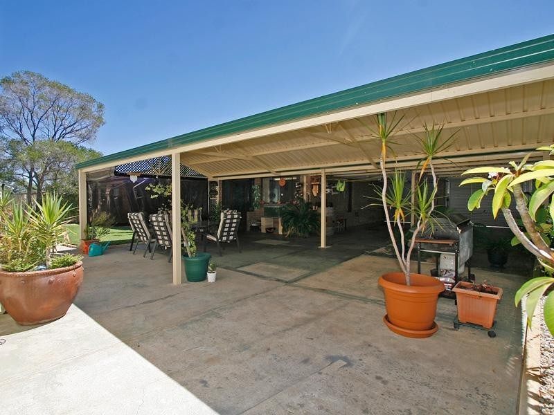 67 Ashburton Drive, Gosnells WA 6110