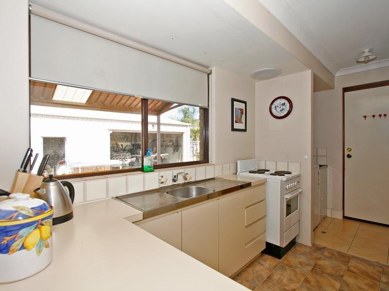 39 Wilkinson Street, Gosnells WA 6110